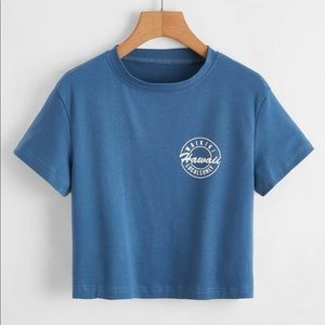 blue cropped tee “hawaii”